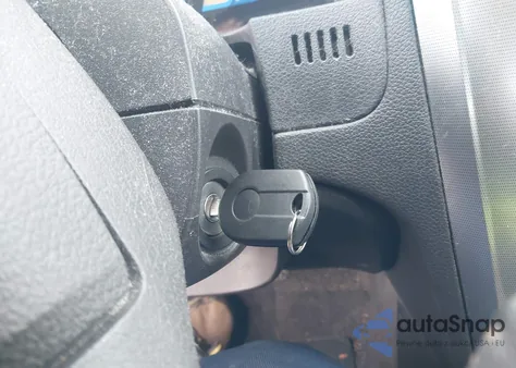 2010 Ford Fusion Hybrid from USA, damaged, VIN 3FADP0L38AR268630